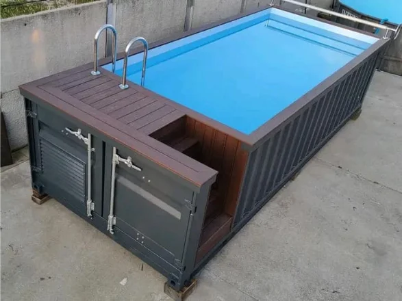 Piscina de contenedores de 6 m x 2,4 m con iluminación LED